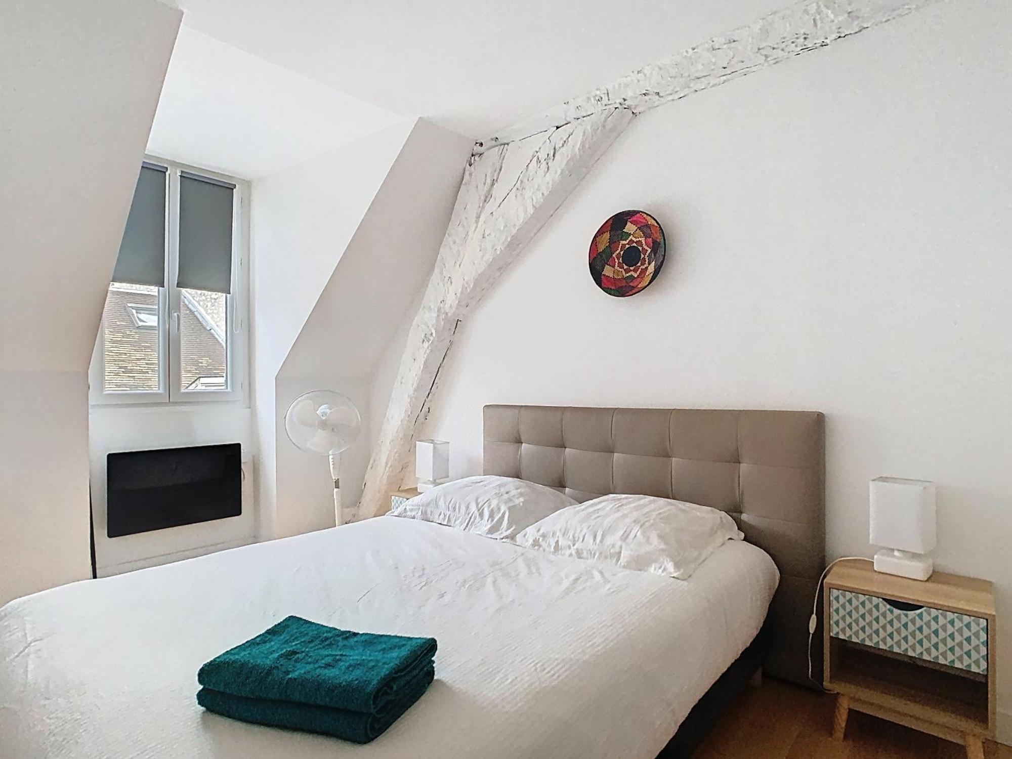 Le Briais Apartment เมอลัง ภายนอก รูปภาพ
